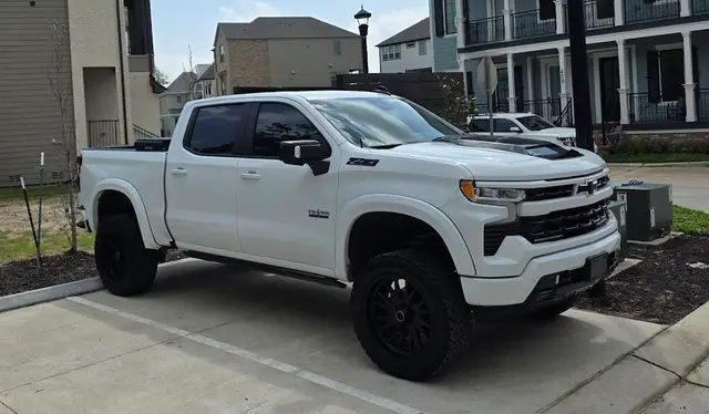 Detail of a vehicle filmed at MBC Tint Pros